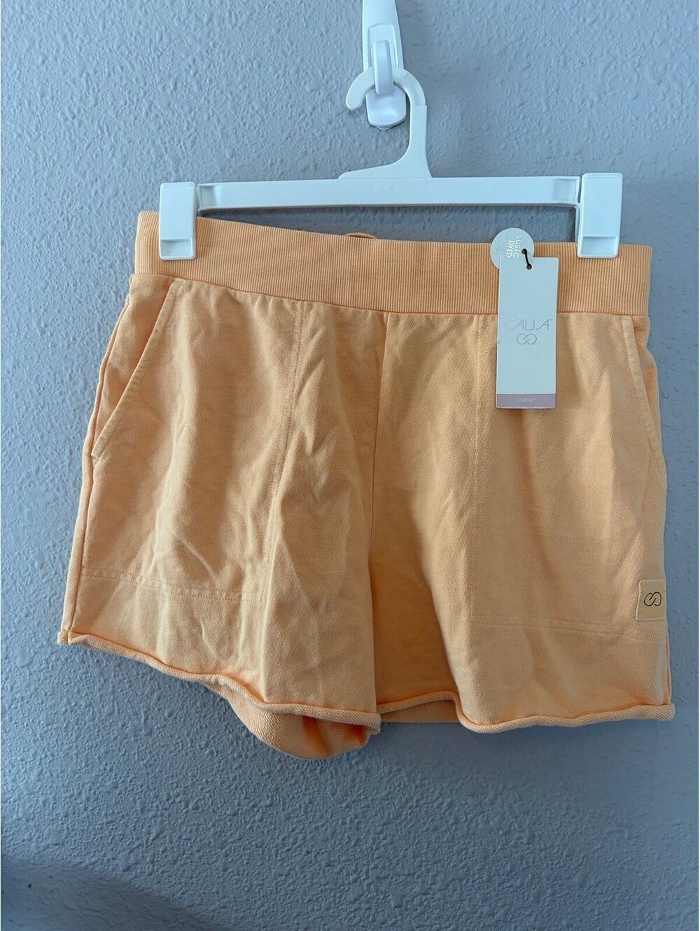 NWT Calia Journey Collection High-Rise Sweat Short 3.5in inseam Sunrise Orange s